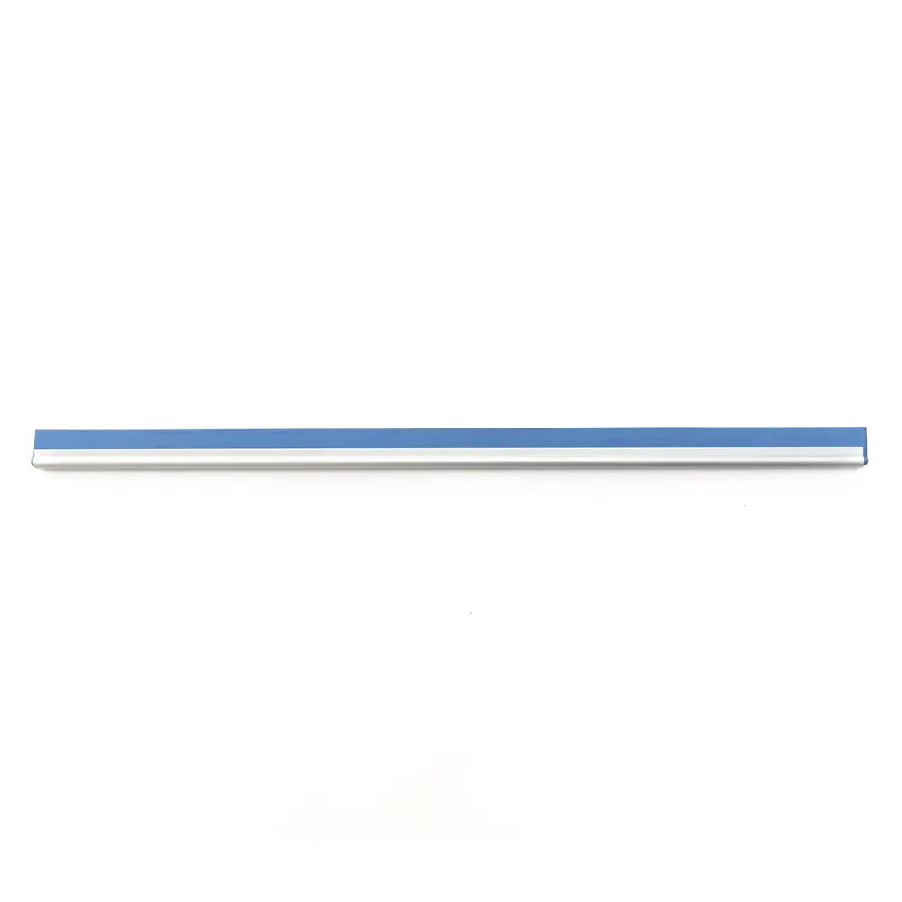 Blue rubber with aluminum edging, 18in (45cm.)